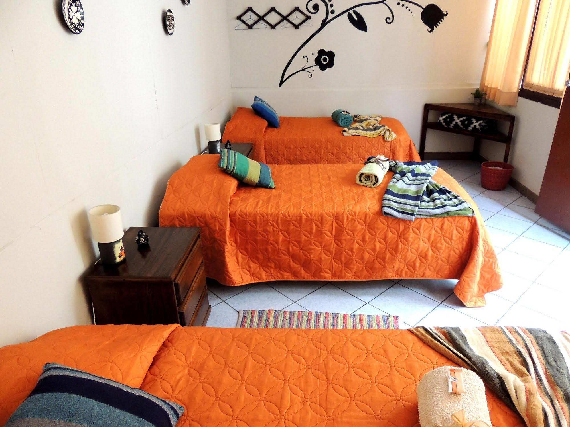 Pier 242 Miraflores B&B リマ エクステリア 写真